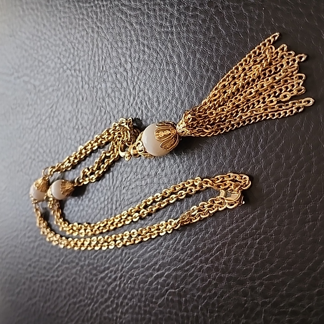 Vtg Necklace